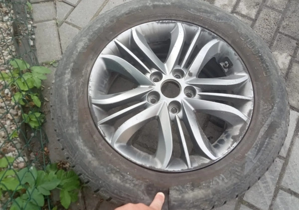 Hyundai ix35 cena 27900 przebieg: 76000, rok produkcji 2015 z Głuchołazy małe 781